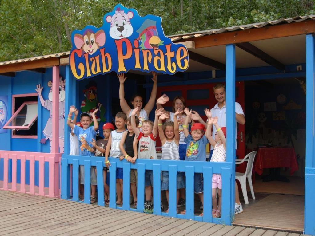 Camping Valras Climatise Hotel Serignan Luaran gambar
